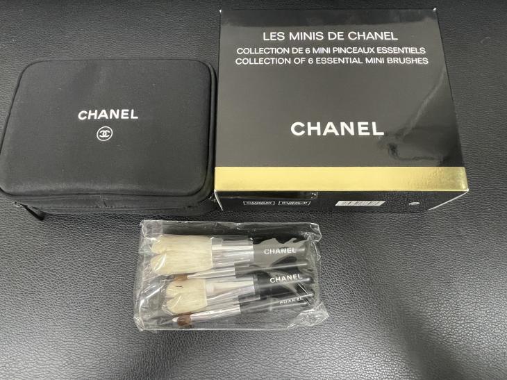 未使用品化粧ブラシのお買取！